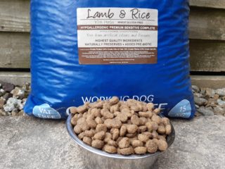 Trusty Dog Food Dog Food – Trusty Lamb & Rice with Herbs – 15KG