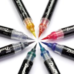 Smooth-Writing Fountain Pens in a Range of Colours Pentel Dual Metallic Brush Pens