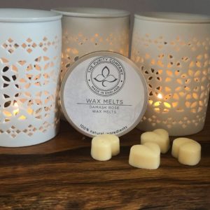 The Purity Company wax melts with burner. Valentines Day Gifts 2021 UK. Sharing independent shops at Love Our Shops UK shopping directory.